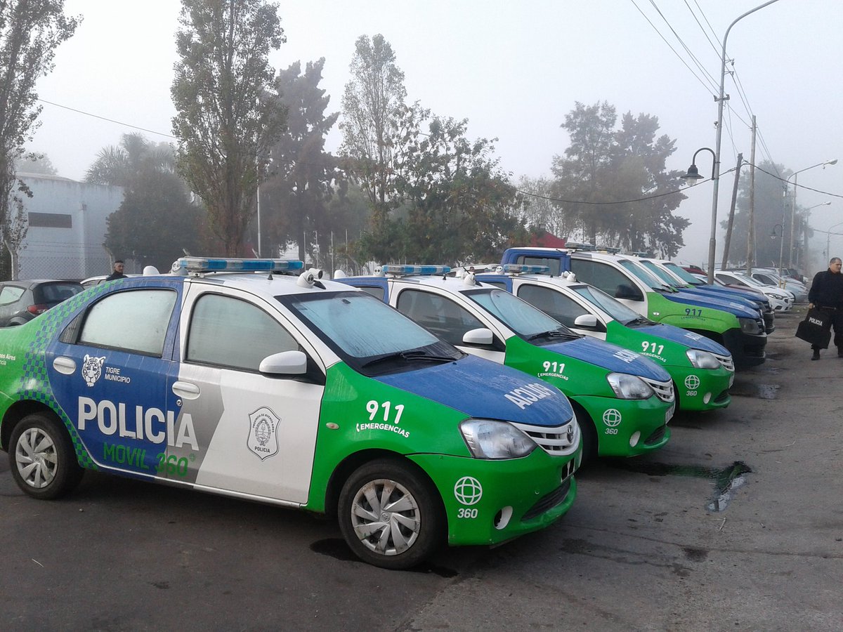 ZamoraOscar1's tweet photo. #BuenMiercoles Como Cada Dia Del Año. Desde #TigreCentro Los #Moviles360
En Condiciones Para Recorrer
La Ciudad
+SRGURIDAD +PREVENCION
@MunicipioTigre 
#SPC
#COT10Años https://t.co/xGPUH0IxzF