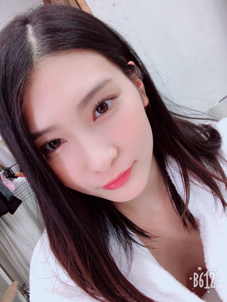 本庄鈴's tweet - "撮影終わってこれから帰ります🙋‍♀️🌟 " - Trendsmap - 768 x 1024 jpeg 127kB
