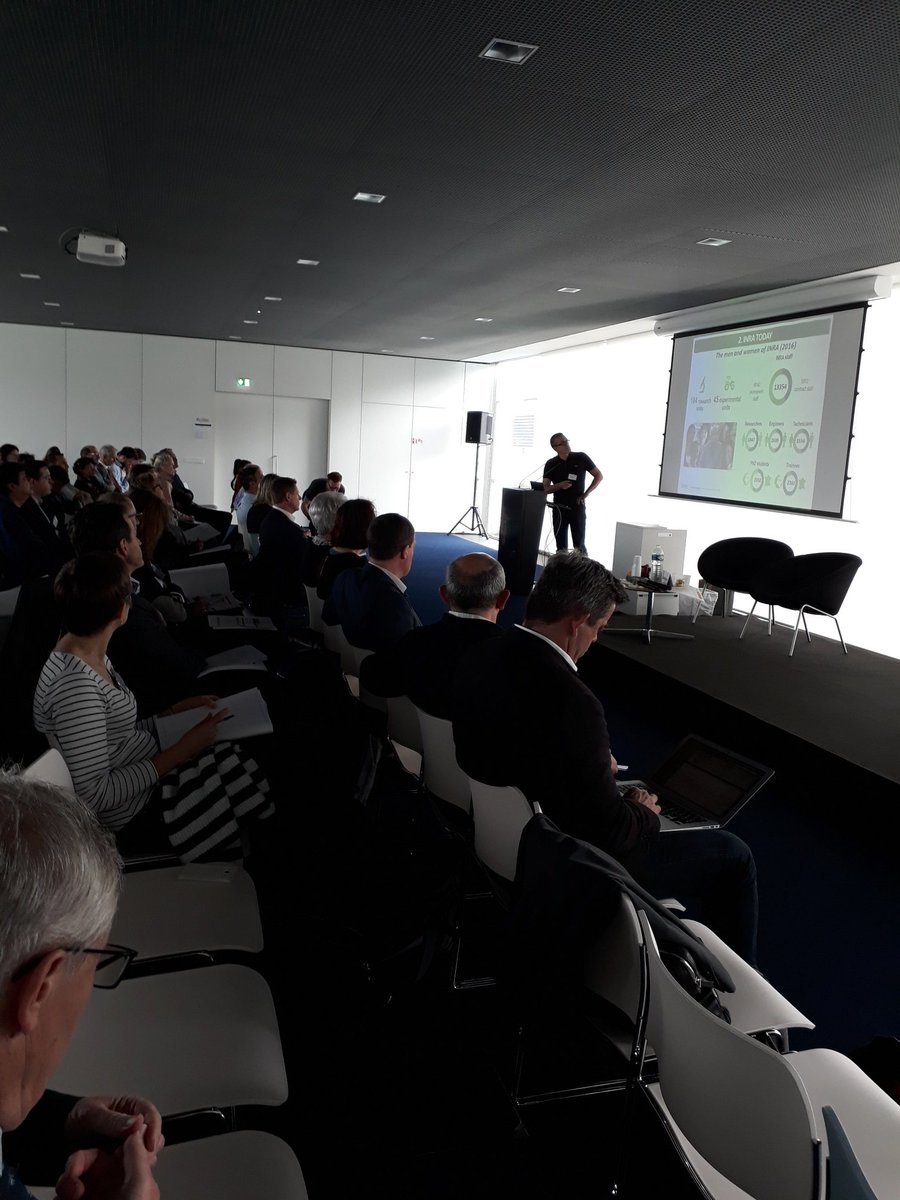 INRAE_BzhNdie's tweet photo. #CheeseSymposium2018. C'est parti ! Yves Le Loir directeur #UMRSTLO @Inra_France accueille les congressistes #Fromage #recherche https://t.co/TFvFTGfrm0
