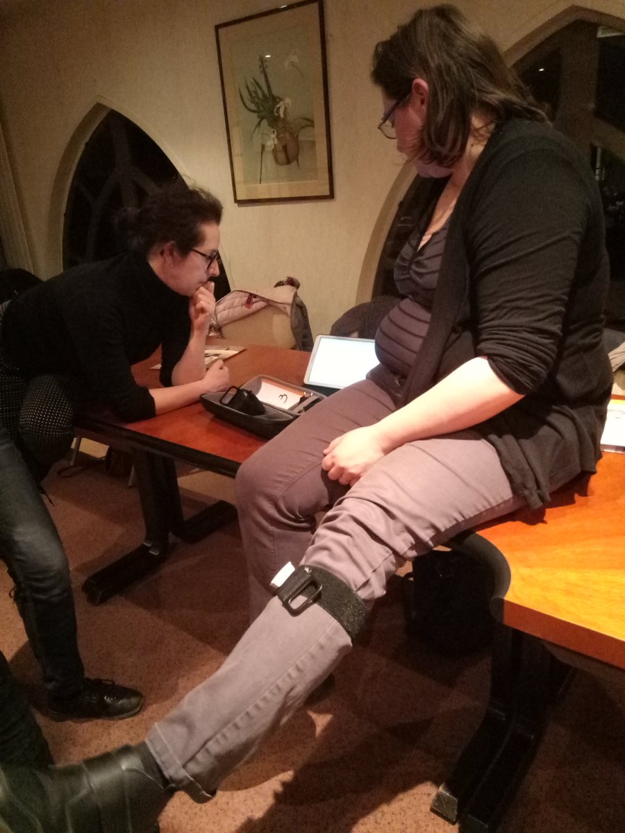HelierPole's tweet photo. Lancement de l'étude TELEPARK au @HelierPole avec les kinés libéraux d'Ille et Vilaine. L’objectif ? Évaluer l’appropriation d'un serious game d’entraînement au mouvement en cabinet, pour des patients parkinsoniens.
#LivingLabISAR #rennes #Parkinson #telepark https://t.co/2M1akbJWlX