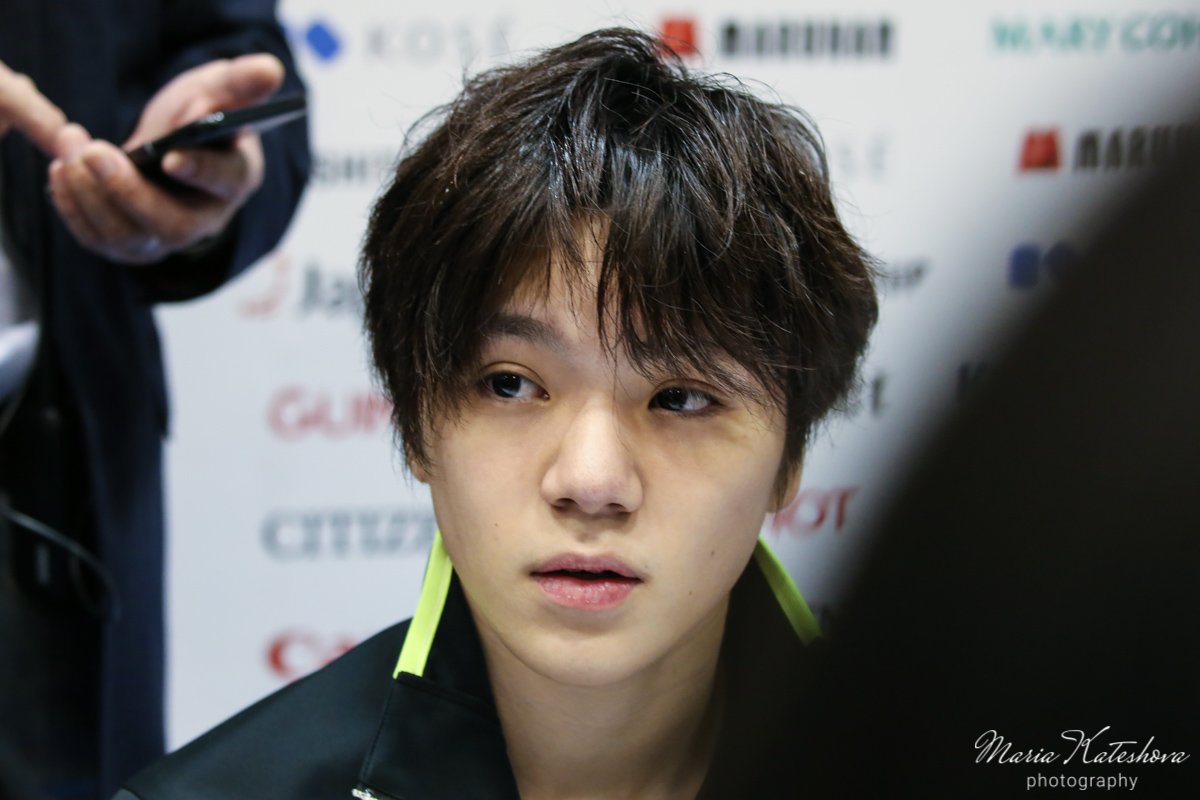 mariapixx's tweet photo. Shoma Uno at 2017-18 Grand Prix Final press conference [pt 1]
#宇野昌磨 #ShomaUno #UnoShoma #GPF17 https://t.co/P4KLDtgkxa
