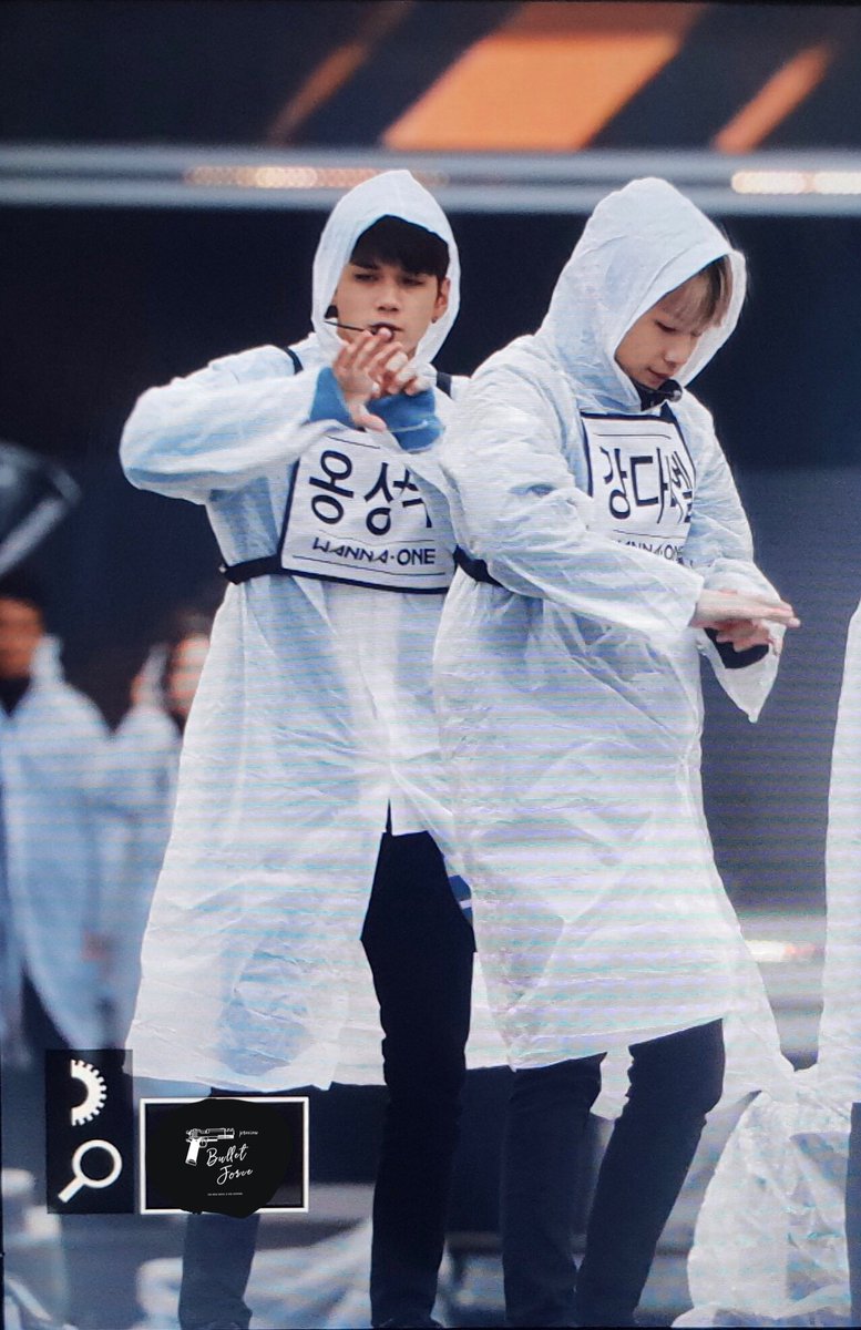 BULLETFORCE1025's tweet photo. 180404  쇼챔피언 리허설 #워너원 #강다니엘 #옹성우 https://t.co/PSooYRmOsk