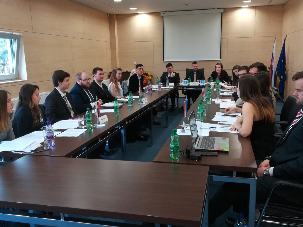 ModelConference's tweet photo. At the same time the Security section negotiates about the proposals of relevant delegations #ModelConference2018 #FMV #InternationalRelations #CyberSecurity #EU 🇪🇺
 #SecuritySection https://t.co/9xcaniJWem