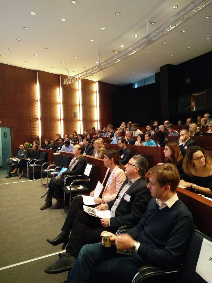 LectraFashion tweet media