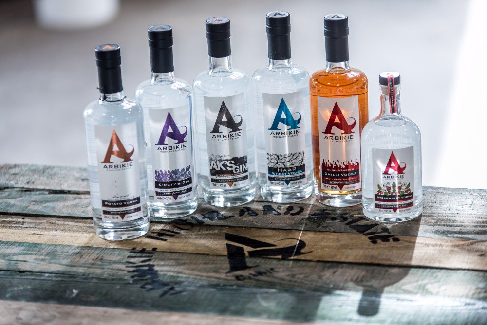 Arbikie's tweet photo. To celebrate the #CommonwealthGames @GC2018 @thecgf we are giving away a mixed case of our #fieldtobottle #spirits  To enter RETWEET LIKE post &amp; FOLLOW our page! Open to all UK residents comp closes 15th April! #competition #GC2018 #arbikie #gin #vodka #goldcoast #Australia https://t.co/FdYhYaDCUP