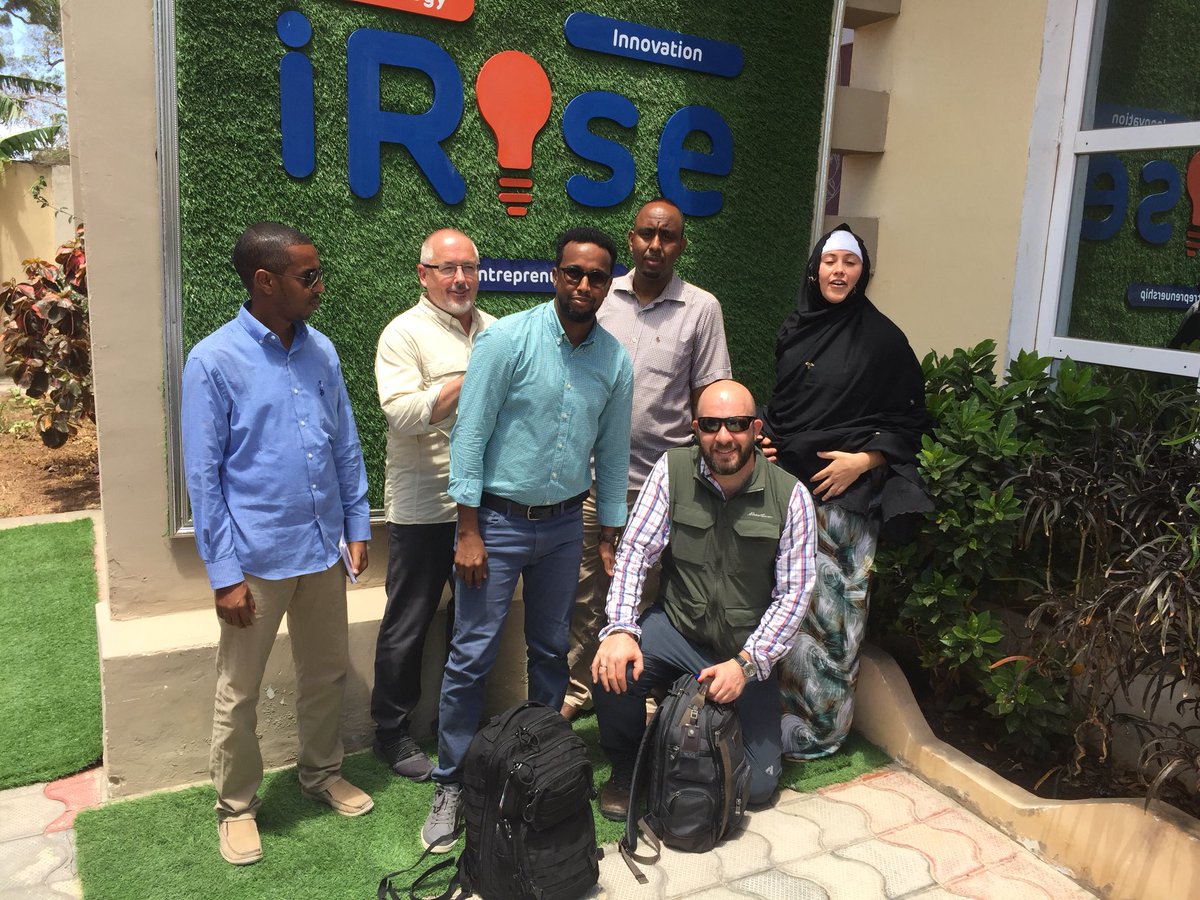 jesusmvicente's tweet photo. Visiting @iRiseHub in Mogadishu. What a team and experience. #SomaliaTech #SomaliaRising https://t.co/cV5305QpOF