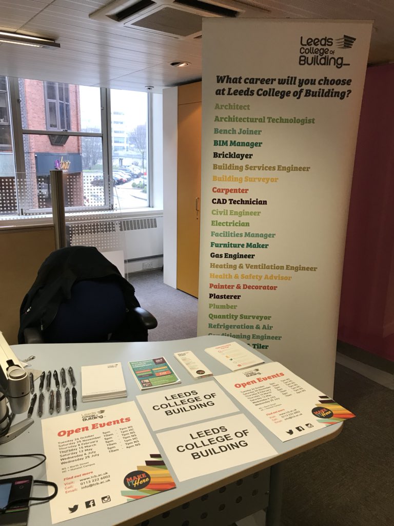 lee_bogg's tweet image. Out and about this morning at a provider for @DWP #jobcentreplus giving information to their advisors regarding our Adult skill start courses @LCB_Building we run courses in @lcb_plastering @lcb_brickwork @lcb_Painting @lcbtiling @lcb_timber #MakeITHere