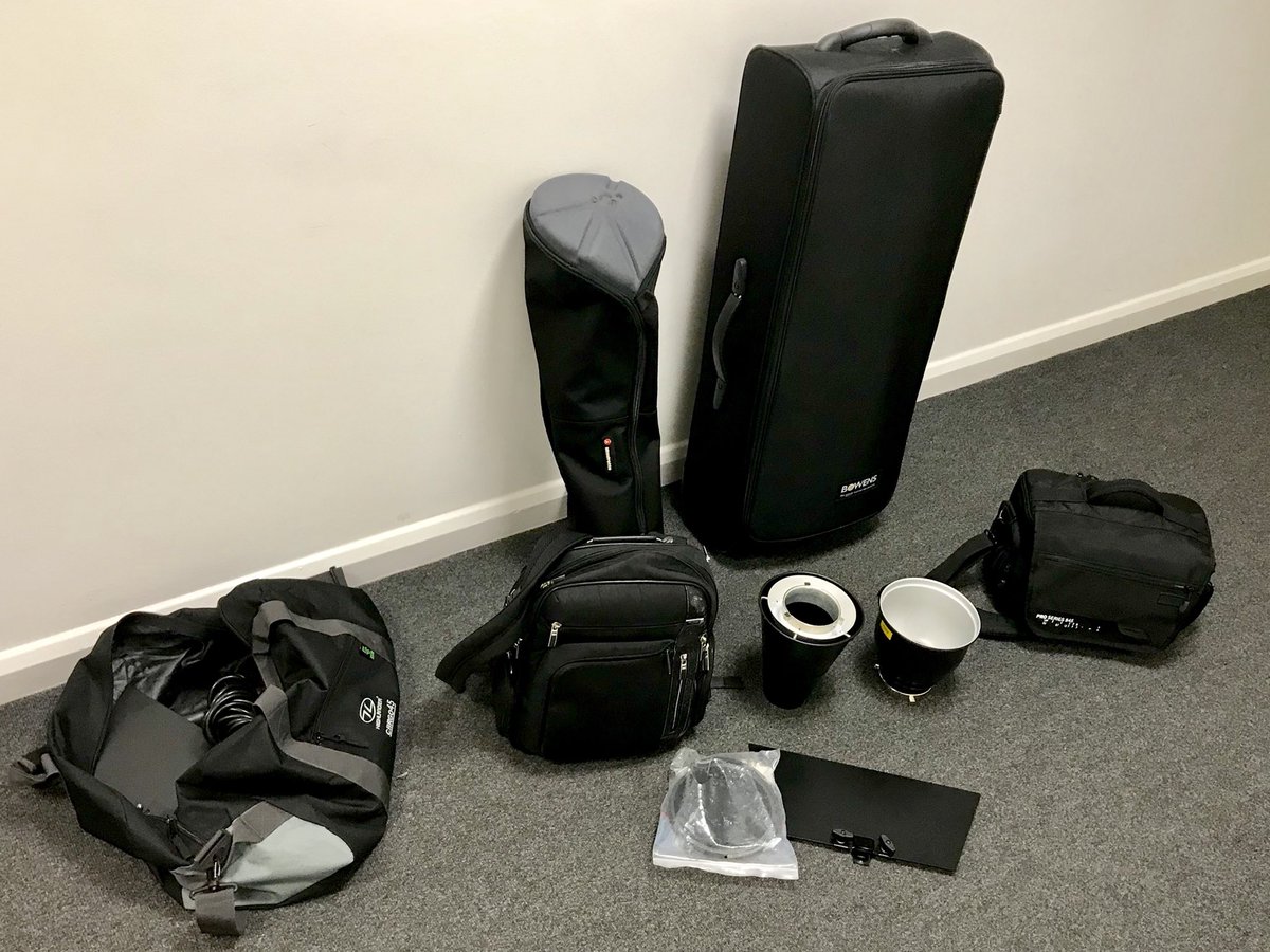 SimonPeterGreen's tweet photo. managed to book some studio time so a long day ahead running creative &amp; technical tests for one of my projects 🙏🏼📷👨🏽‍🎨#thelostscholar #picbod https://t.co/qXBF6lN54t