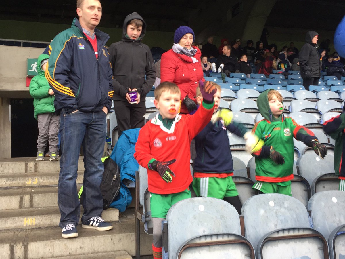 whiteskippy's tweet photo. @littlewoodsirl @leinstergaa #gaagogames  c'mon Kilbride https://t.co/YVs4qmB0YG