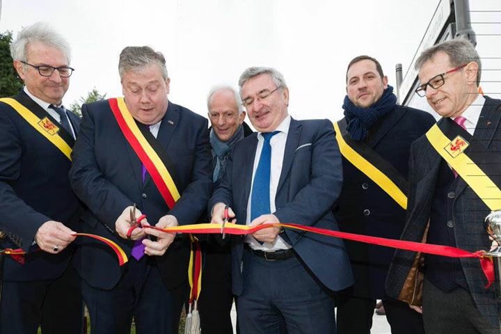marctarabella's tweet photo. Quel beau week end Pascal nous avons vécu à #Anthisnes avec l'inauguration de la nouvelle maison communale et du CPAS , en présence des Ministres Valérie De Bue et René Colin, notamment de Bourgmestres voisins et de nombreux citoyens #Omalius https://t.co/J1K2fHaf9t
