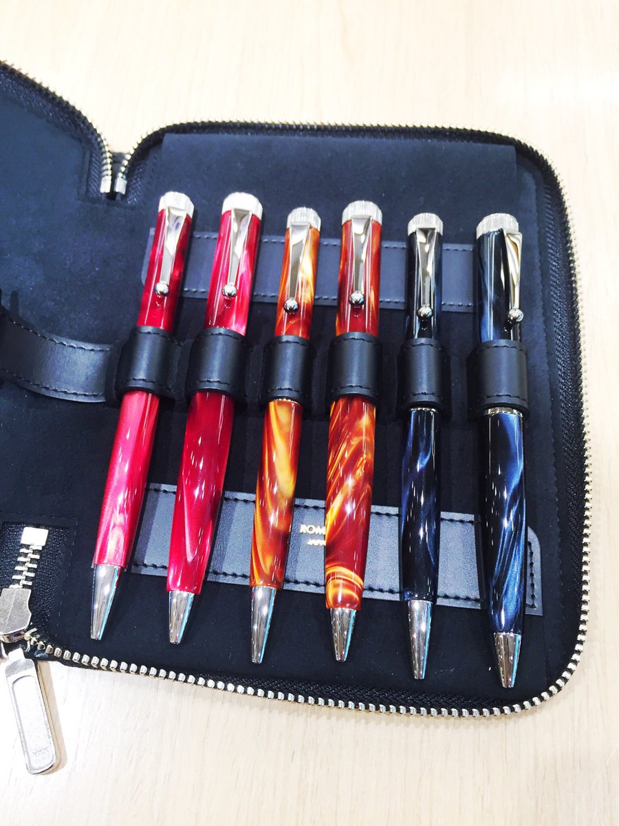 ロメオのコレクションペンケースは 6本挿しと 12本挿し の2種類ござい