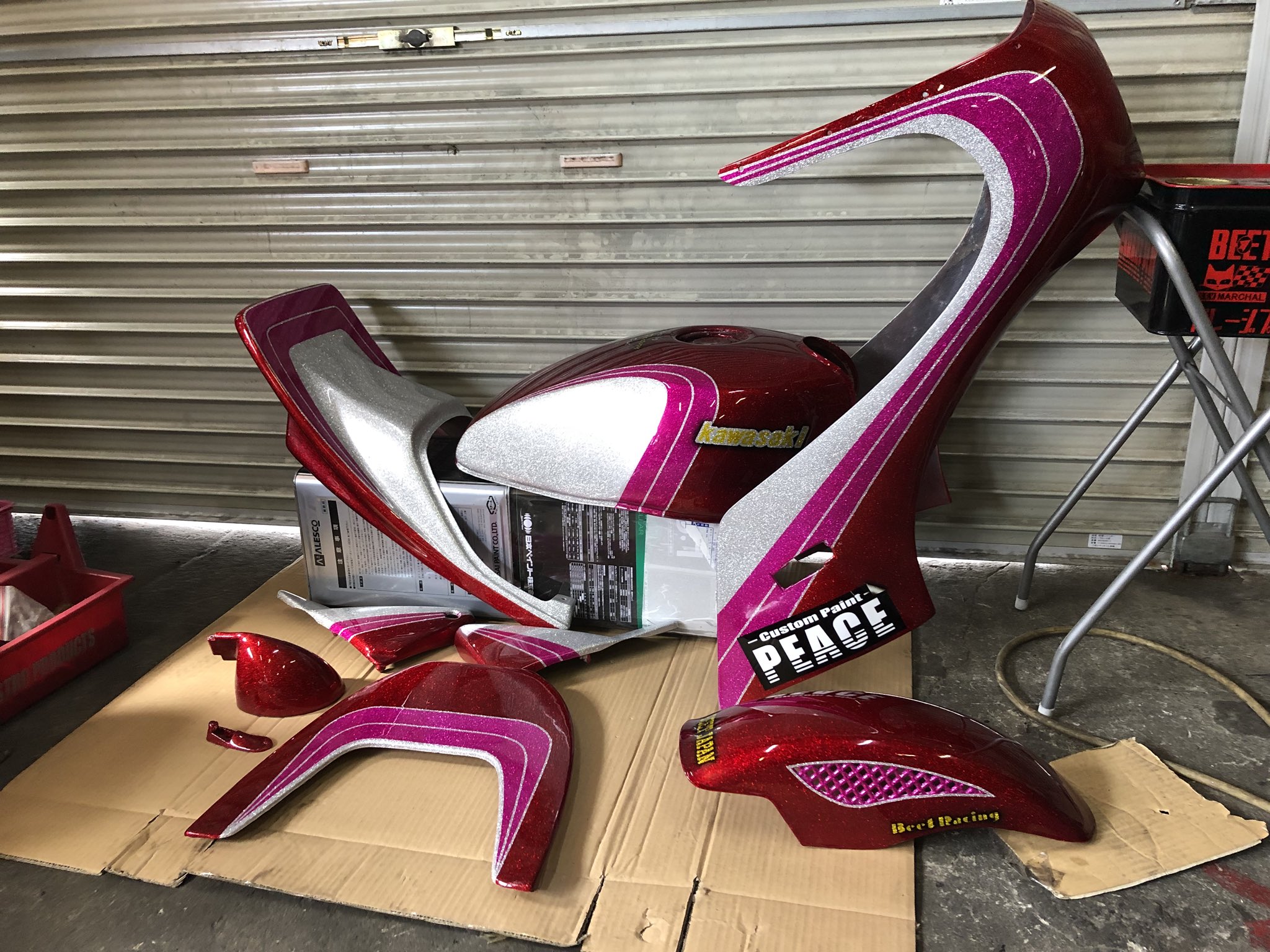 ゼファー沖縄仕様YSPからー外装一式