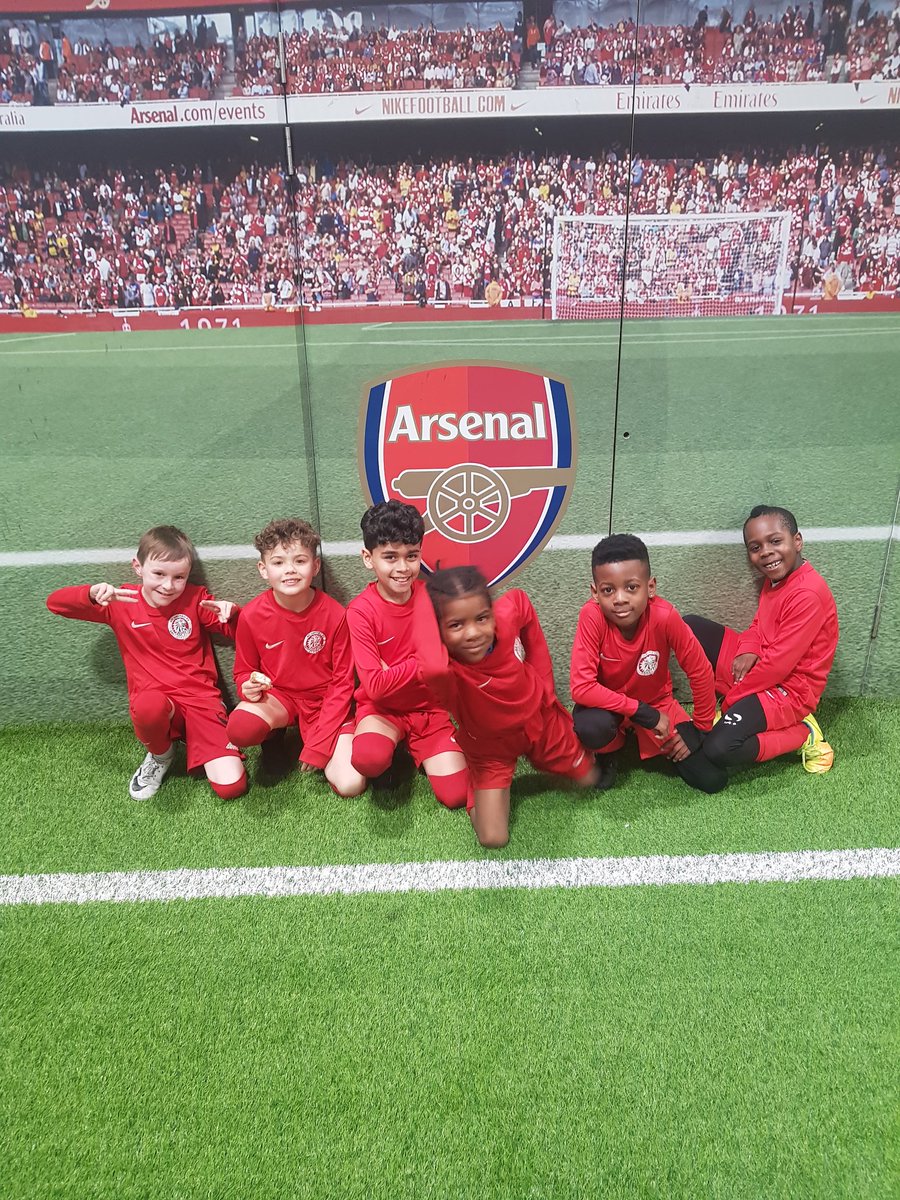 acutdfc's tweet photo. Thanks to @arsenal for inviting oue cubs down to the hub. Some good games against the development centre. The boys enjoyed themselves. #ACUFC https://t.co/wM6FV4BIUU