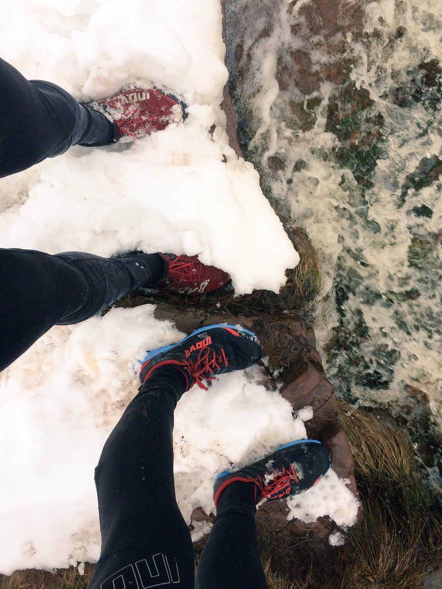 ionicimhotep's tweet photo. Snow, slush and torrential paths on Pen-y-Fan cannot defeat the claws #mudclaw #xclaw #getagrip @inov_8 @BreconBeaconsNP #whywerunontrails https://t.co/BdFrpHEjzQ