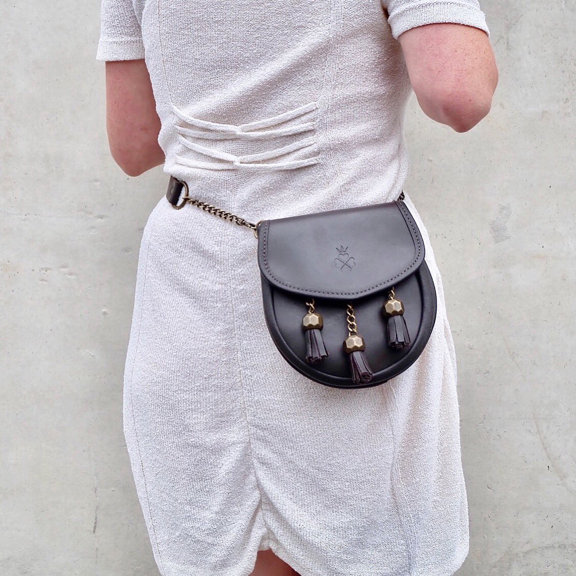 We’re sure the sun came out for a moment this morning...anyone else spot it!? 🌼... | #comeonspring #wearewaiting #withmy1834 #beltbag #nixey #crossbodybag