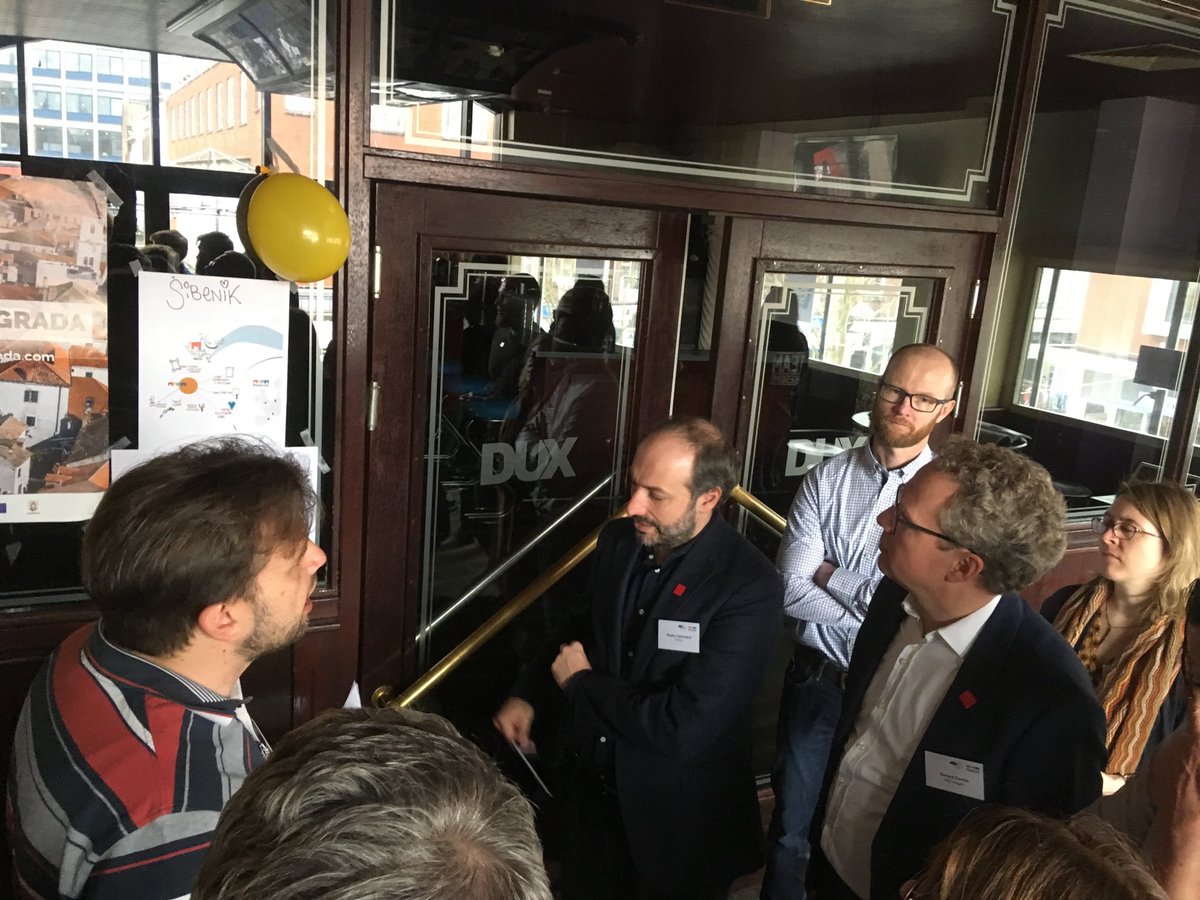 JanCatha's tweet photo. Presentaties van de actieplannen van #RetailLink #Urbact in #Hengelo en #Hoogeveen https://t.co/7pi9RXDeN6