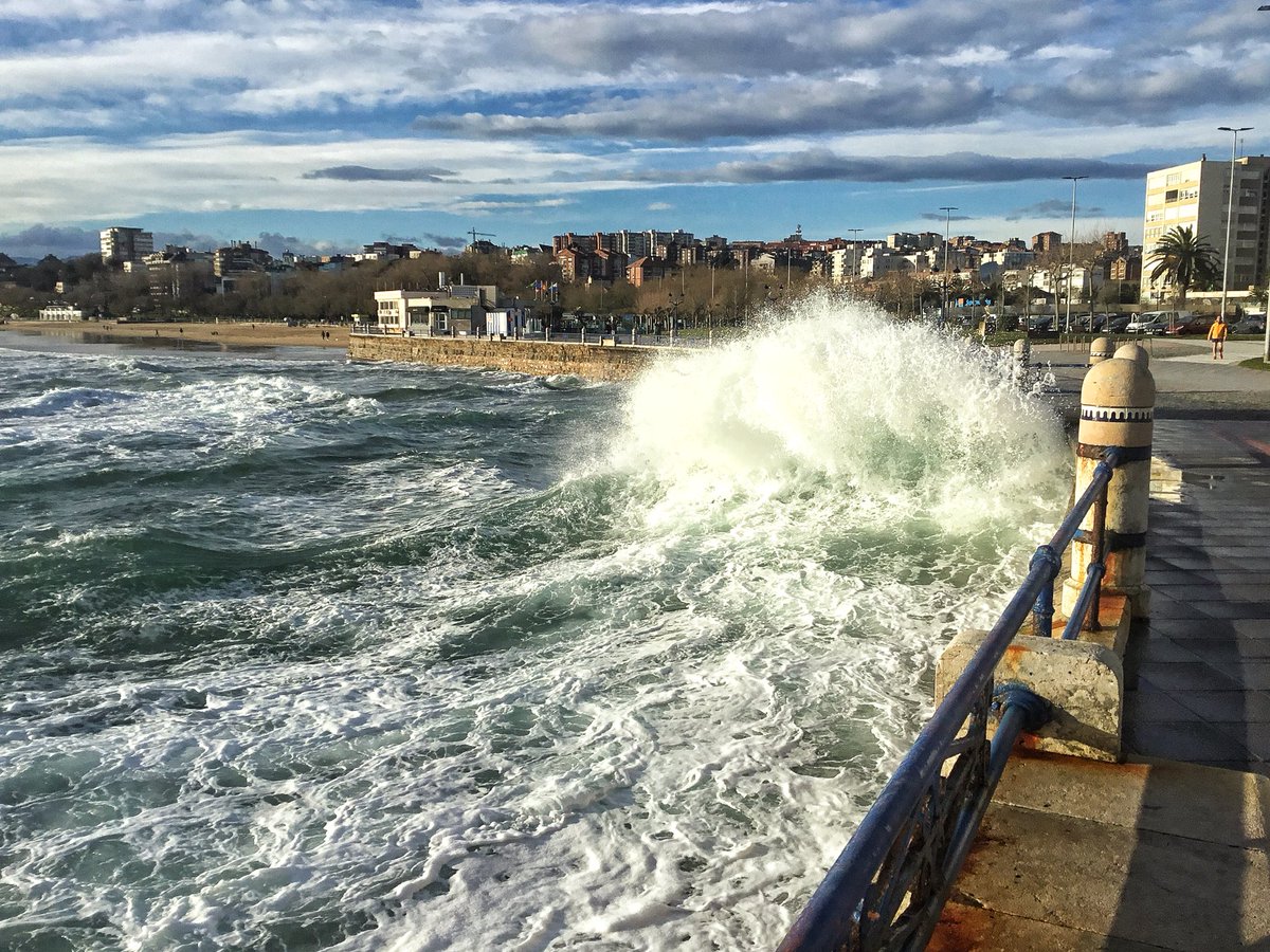 eltomavistas's tweet photo. Un Sardinero espectacular... #miercoles
https://t.co/nH3uBeXQie https://t.co/EGjcZrgXFy