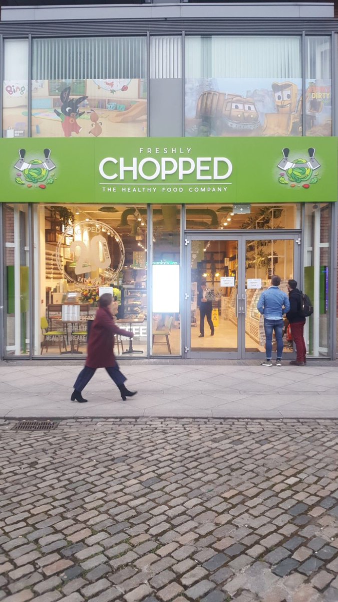BrianLBruce's tweet image. CHOPPED 2.0 Smithfield is now open. We have gone with a complete new look and feel to offer a place to Eat.Work.Chill from. Offering a new exciting healthy breakfast N dinner menu and more. With award winning barista’s and coffee. Well done team #number44