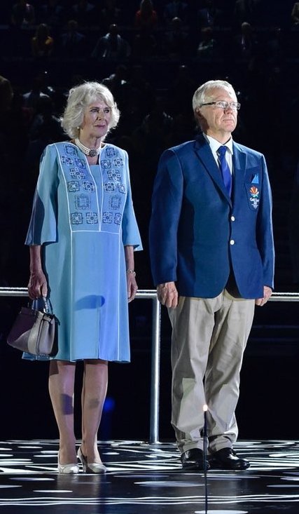 Nikki Webster and Nathan Cavaleri have aged a bit since Sydney.. #gc2018 #openingceremony