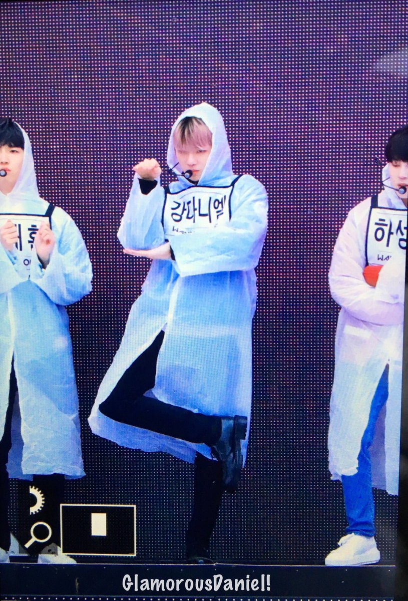 GlamorousDaniel's tweet photo. 180404
#워너원 #wannaone #강다니엘 #KangDaniel https://t.co/LmMt43Hw1v