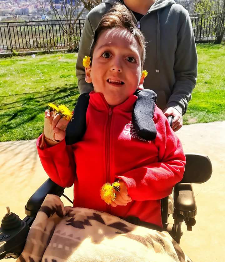amigoskike's tweet photo. Kike esta bien y como siempre con su sonrisa. https://t.co/oIFYIQ0Brd