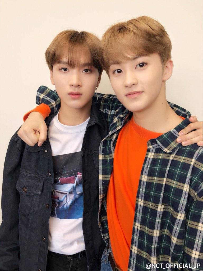 markhyuckmoment's tweet photo. 04/04/2018

มาร์คแฮชานถ่ายรูปคู่กัน โอบไหล่กัน

#markhyuck https://t.co/bGLf1XNp0T