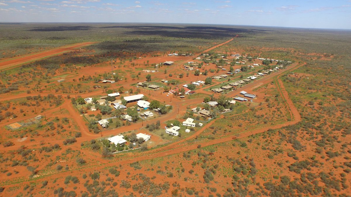 MattHendersonNT's tweet photo. Spending a couple of weeks out at #Ampilatwatja running a remote program for Barkly Regional Council! Been checking out the local sights a bit this afternoon! https://t.co/qYxRFiV58z