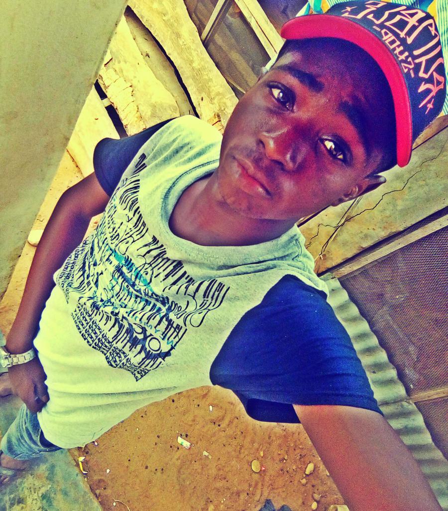 April pishor💯👌💜
