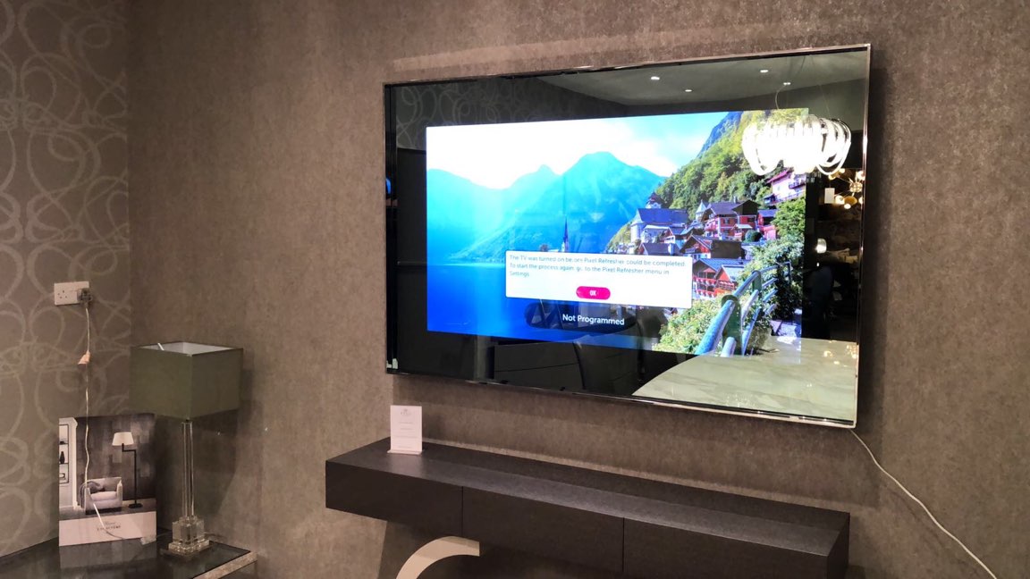 nereushome's tweet photo. Our mirror TVS have different types of frames available to to suit any type of room, classic, contemporary or modern. View them here https://t.co/WUsaDsAtPw https://t.co/vzOyvL3l49