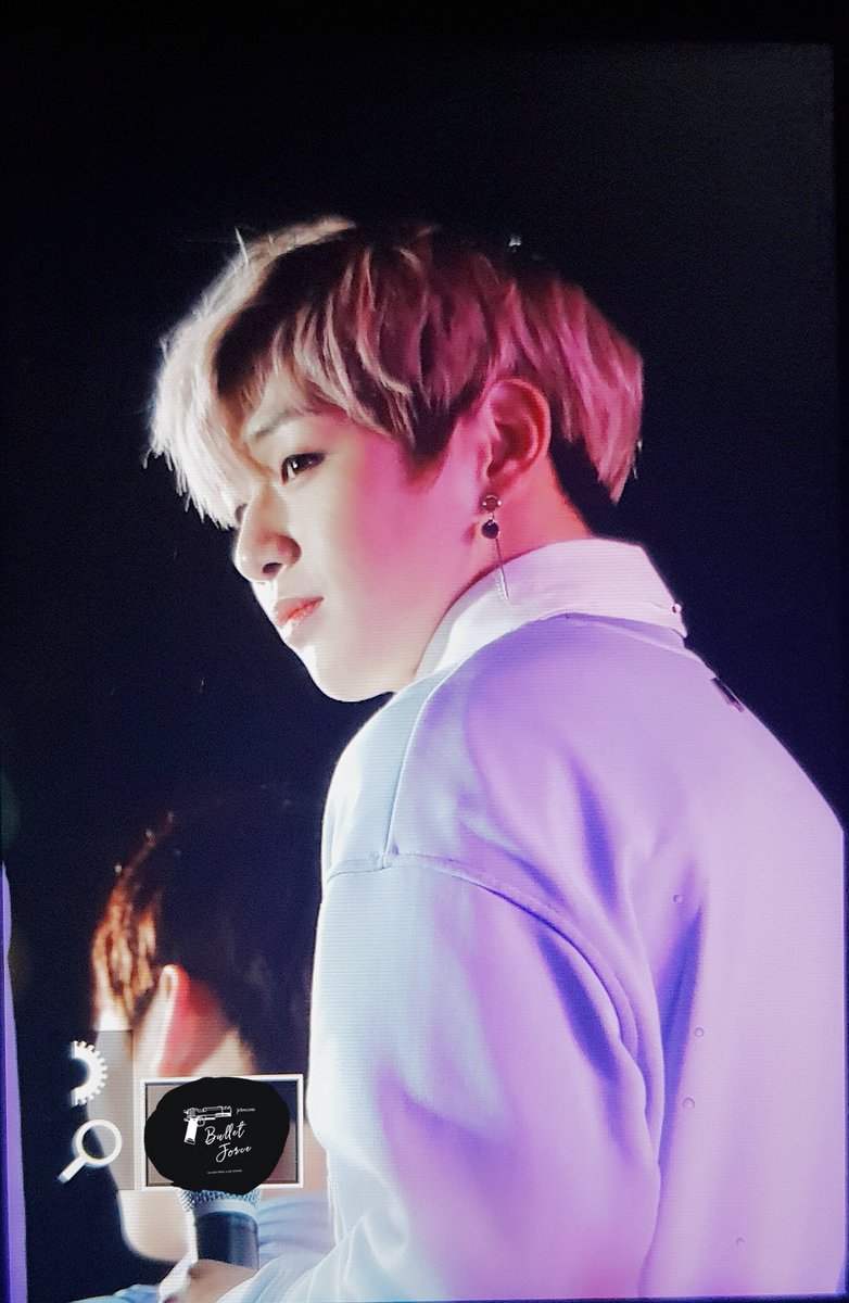 BULLETFORCE1025's tweet photo. 180404  쇼챔피언 #워너원 #강다니엘 https://t.co/dtC6oky4bI