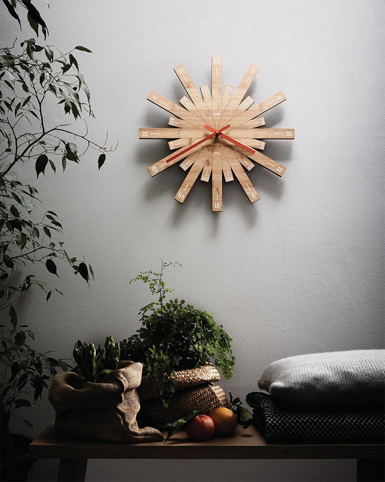 DesignbestCom's tweet image. While away the time with these design-led pieces bit.ly/2J0BElk #designerclock #clock #design #homedecor