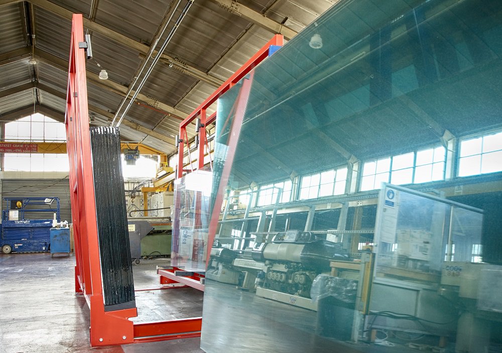 Glaastdesign's tweet photo. We are a glass manufacturer and processor based in the West Midlands, we supply to trade for all types of commercial and domestic applications. Have a look at some of the projects we have done https://t.co/79zGpxXLOB https://t.co/n0TPAzxtqM