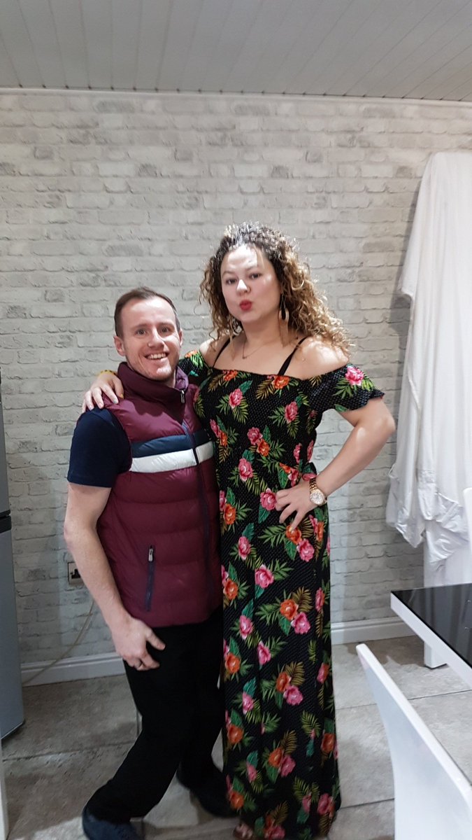 brady_sonia's tweet photo. Easter 2018 xxx https://t.co/cfnJhlUKBO