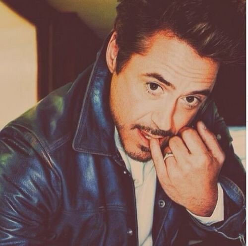 Happy birthday  ,
Robert Downey Jr.
Cute             (?) 