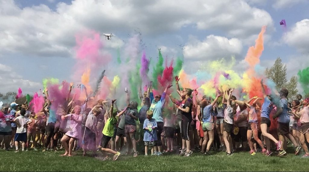 JCKeyClub's tweet photo. Which color station is your favorite? Be sure to check them all out at Paint the People 5k April 14! You can sign up on our Facebook account or website @jckeyclub.com https://t.co/iqbT3LJDLS