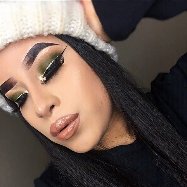 boldface_makeup's tweet image. @lunarixen in 'Bold Face Forward' lashes has us going 😍 #myboldface #3dlashes #boldlashes