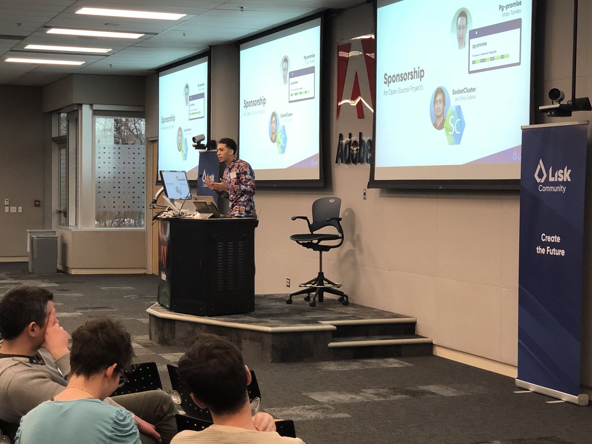 forwardJS's tweet image. .@JanLizFonts discusses the open source projects that @LiskHQ sponsors #forwardjs #foss