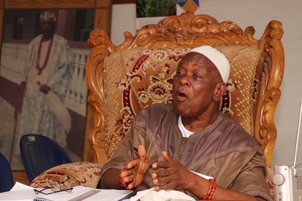 FemiBamisile's tweet photo. BAFEM paid a Good Friday courtesy visit to the palace of Olomuo of Omuo, the headquarter of his LGA,(Ekiti East); Oba Adejuwon Omonigbeyin Okinbaloye (The paramount ruler of Omuo kingdom) in Ekiti State https://t.co/hrXIjP5tFW