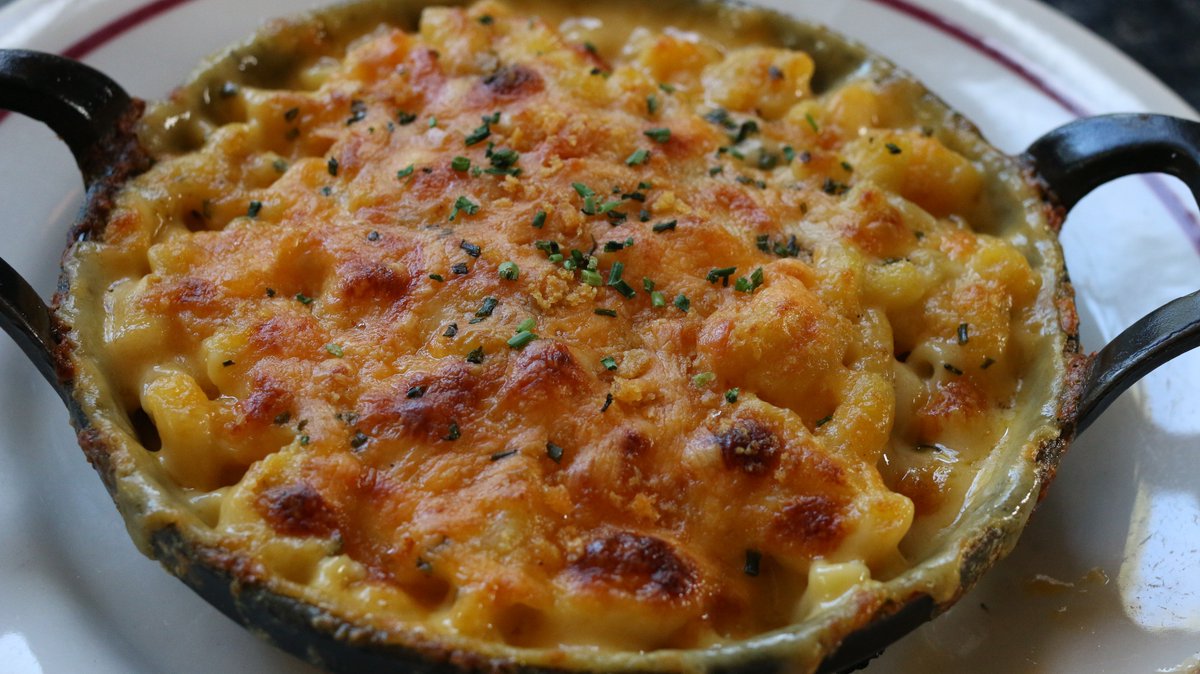 #WednesdayWisdom Treat Yourself Order on Chow Now tonight use code TODAY for $5 off $20.