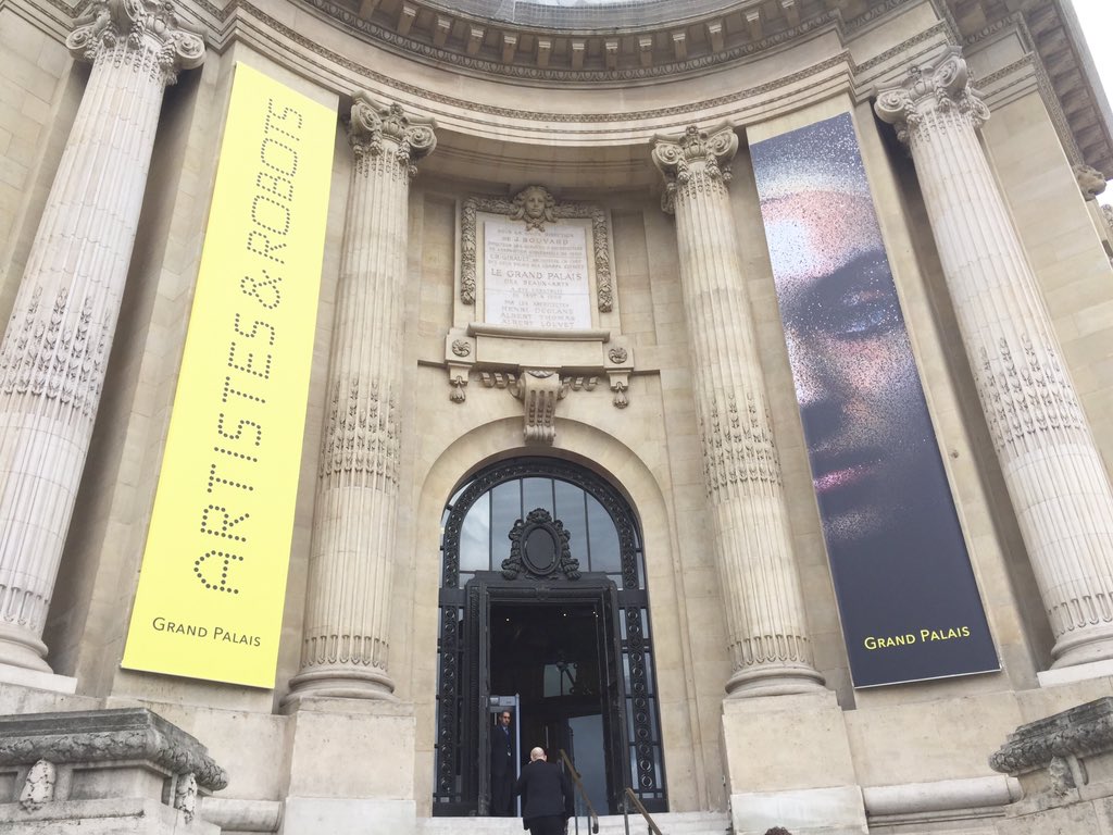 SeverineLienard's tweet photo. #Live Ravie d'assister à l'inauguration de l'#Exposition #ArtistesEtRobots, pour laquelle #IBM est mécène principal et découvrir comment les artistes réinventent leur #Art avec l'#IntelligenceArtificielle. https://t.co/As1X7nm5AU