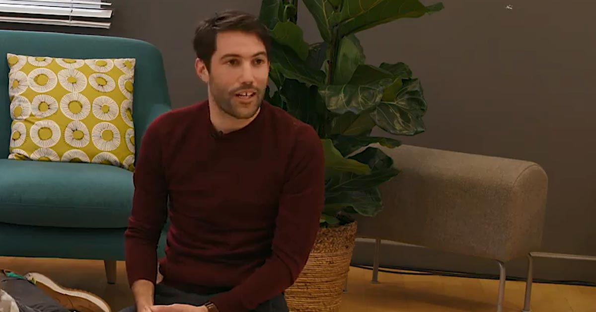 WhatsOnStage's tweet image. Thomas Eccleshare: 'You don't have to be like David Hare to be a playwright' bit.ly/2GUH6bm