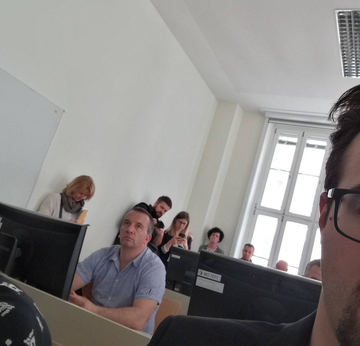 der_lehrermann's tweet photo. Viel los bei #adobespark #phtik #edudays https://t.co/3FMc6ojhVP