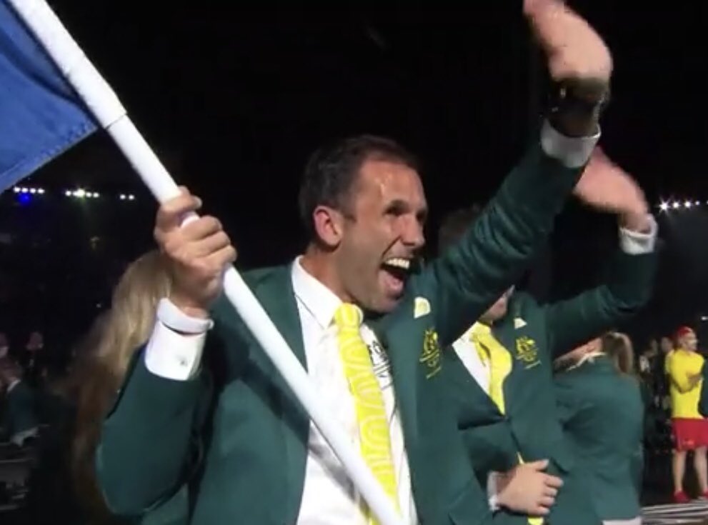 paulcochrane's tweet photo. Bloody stoked for this bloke. The perfect choice to lead a team I’m proud to cheer for over the next fortnight! You led them in well @knowlesy09 🇦🇺 #commonwealthgames #gc2018 #markknowles #sharethedream #teamaustralia #cwg #cwg2018 https://t.co/sacl4DSfhY