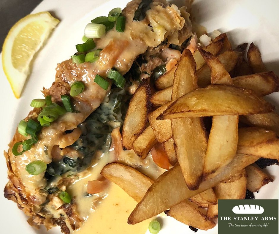 StanleyArmsPub's tweet photo. Treat yourself after a long day with our:
Salmon en croute-salmon florentyne encased in homemade puff pastry with a creamy tomato and fresh basil sauce

See you here at #StanleyArms! https://t.co/lErhh8tH5b
