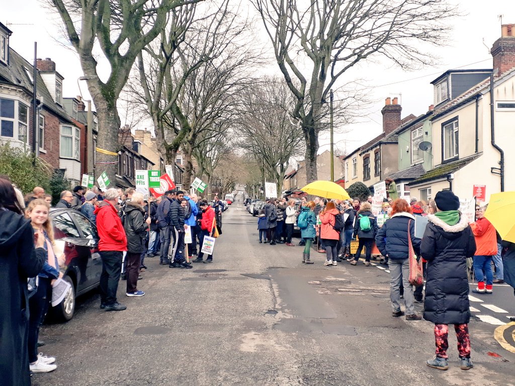 Western Rd now - some 200 people saying #saveshefftrees. Creatively! #Sheffield #sheffield