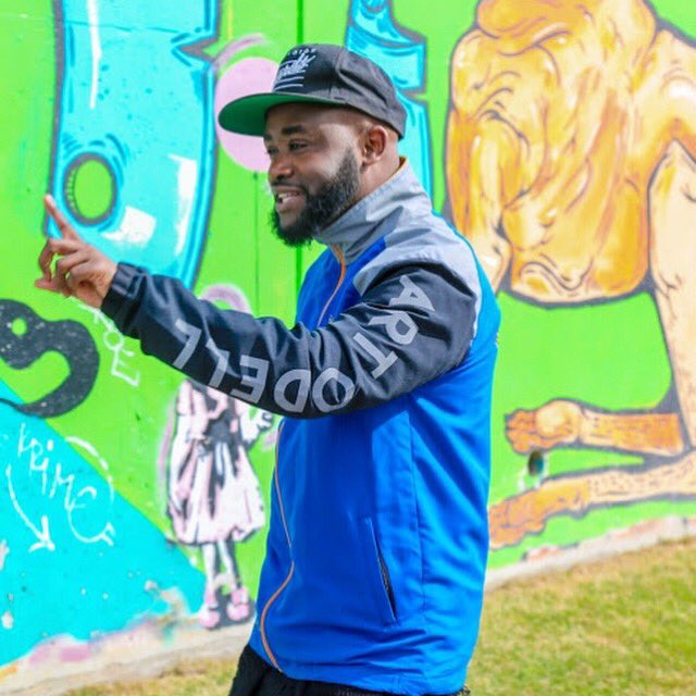 traychaney's tweet photo. Directorial Debut😈
.
.
Yup I’m Directing Now! Stay Tuned #actor #hiphop #artist #artodell #saintsandsinners #hardwork #dedication #consistency #patience https://t.co/VFVULDMc7v