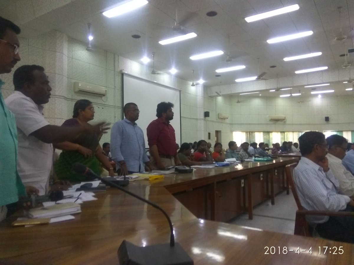 SBMERODE's tweet image. Today project director and EE reviewed all block officials regarding #DLVerification and ##geotagging progress @swachhbharat @collrerdfb @Swachh_TN #ZSBP