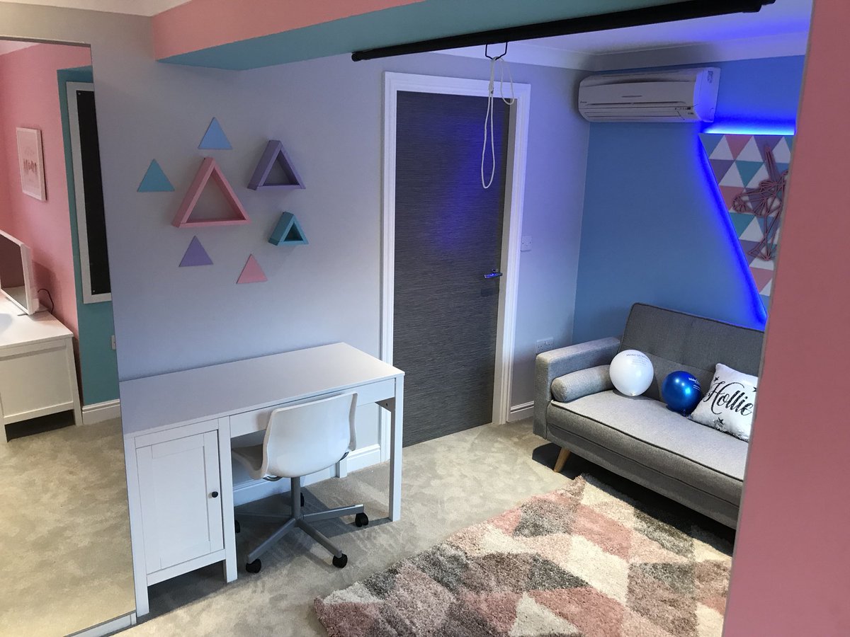 _Double_Helix_'s tweet photo. @MakeAWishUK Bedroom Makeover - Geometric Unicorn https://t.co/oBiD2HKqvG https://t.co/9xX8NnQhEZ