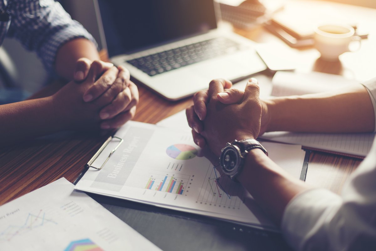 Think 'sales' is a bad word? Whether you are a graphic artist, a photographer or a videographer you are also in sales. -->> cr8.lv/2I9ohho #creativepreneur #creatives #smallbusinesstips
