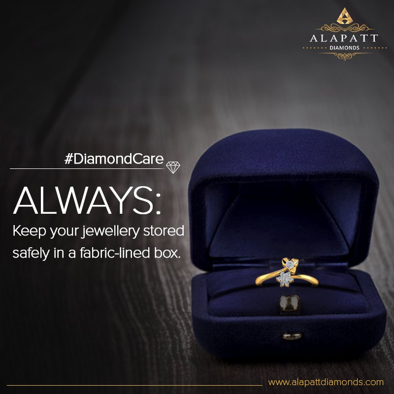 alapattdiamond's tweet photo. When it's about diamonds, always keep your favourite prized possessions damage-free. Protect them by following this simple technique. To know more, visit: https://t.co/jI1Ncgk6Fi
#DiamondCare #Diamonds #JewelleryTips #AlapattDiamonds #JewelCare #dosanddonts https://t.co/M72m8GijbI